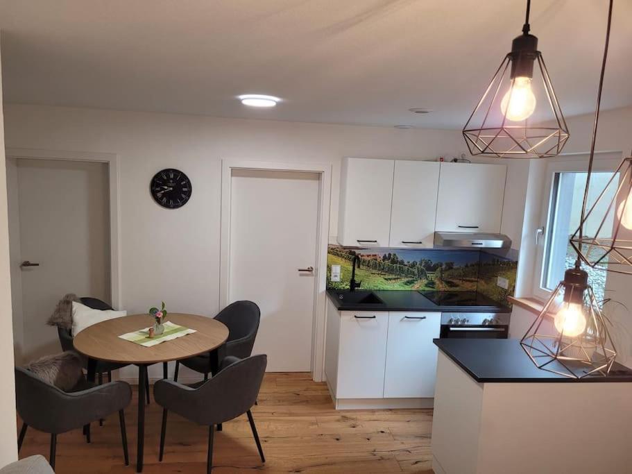 Neues 2 Schmuckstueck Apartment